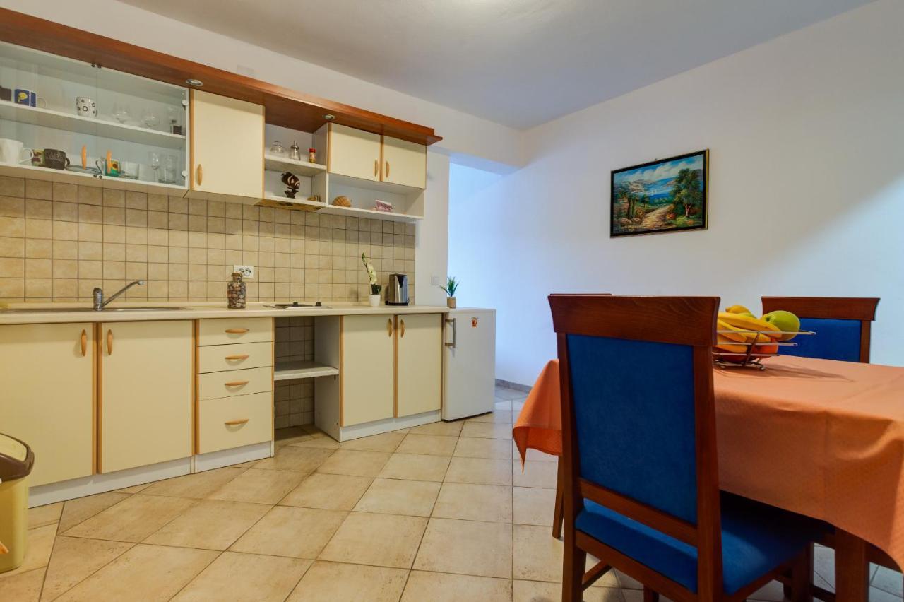 Apartments Vesna ติวัต ภายนอก รูปภาพ