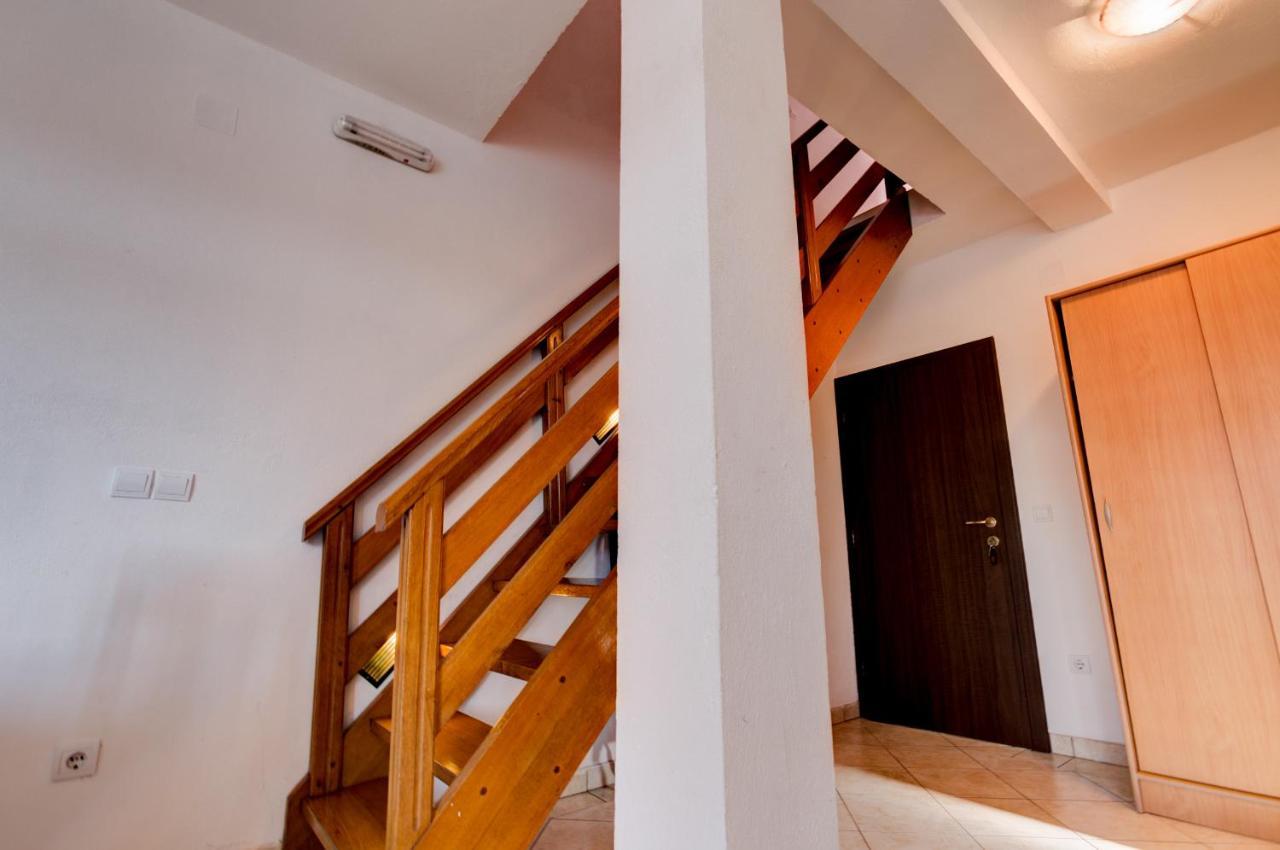 Apartments Vesna ติวัต ภายนอก รูปภาพ