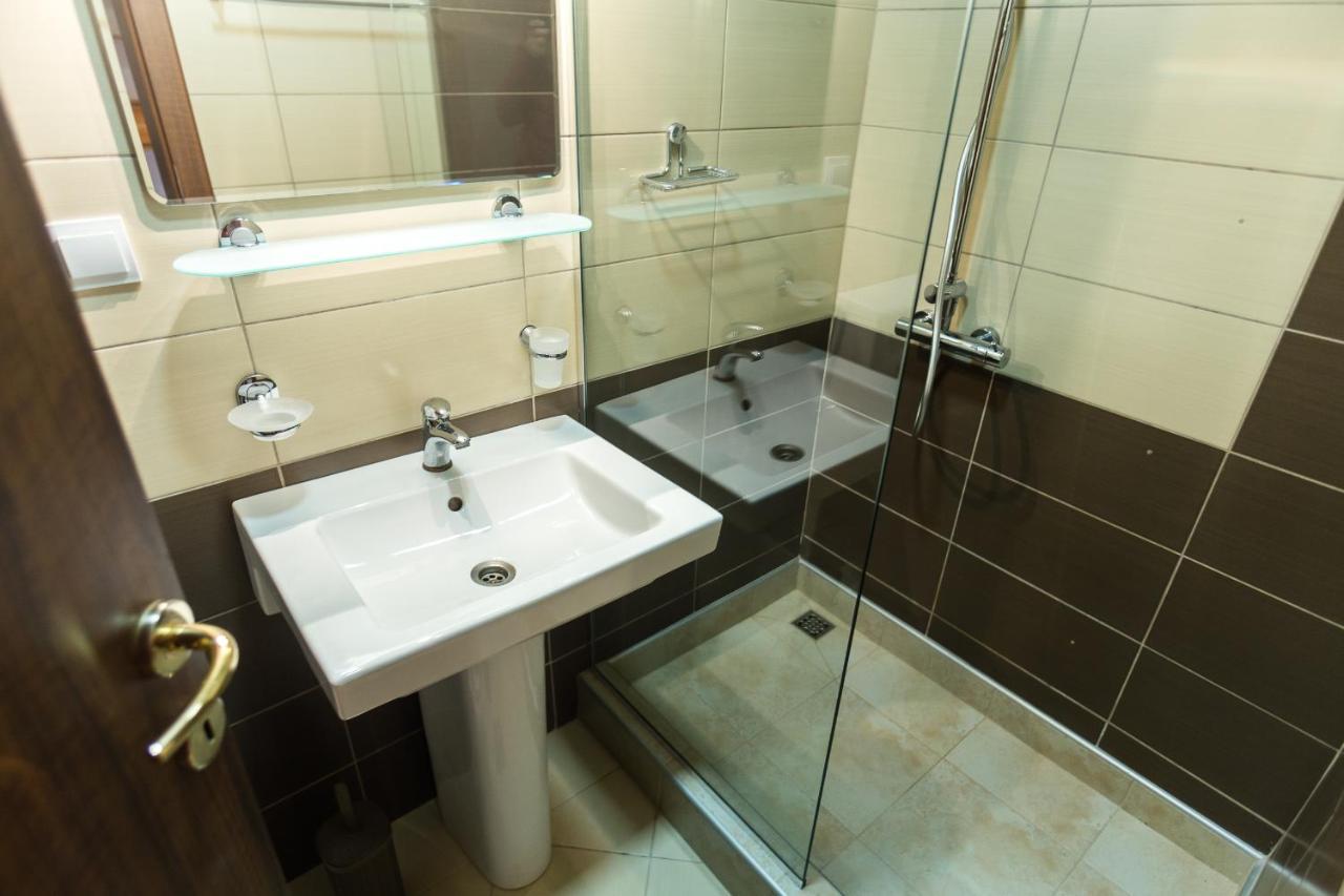 Apartments Vesna ติวัต ภายนอก รูปภาพ