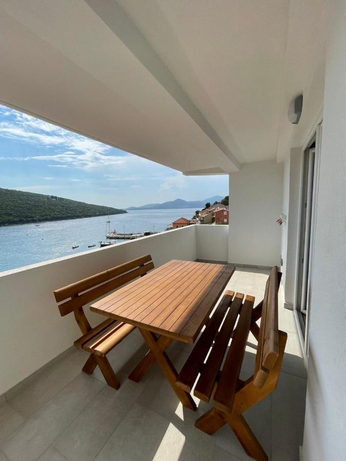 Apartments Vesna ติวัต ภายนอก รูปภาพ