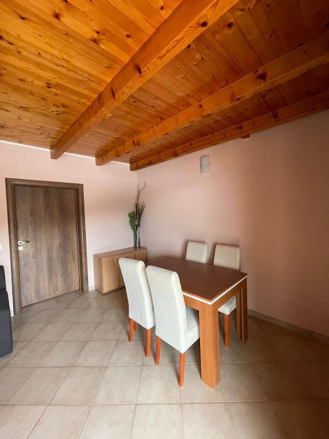 Apartments Vesna ติวัต ภายนอก รูปภาพ